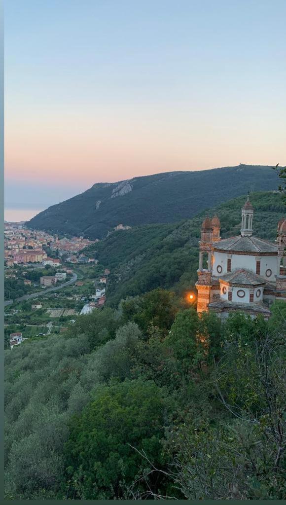 Ca Degli Ulivi Hotel Finale Ligure Eksteriør billede