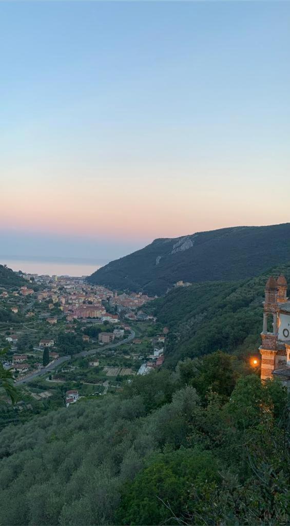 Ca Degli Ulivi Hotel Finale Ligure Eksteriør billede